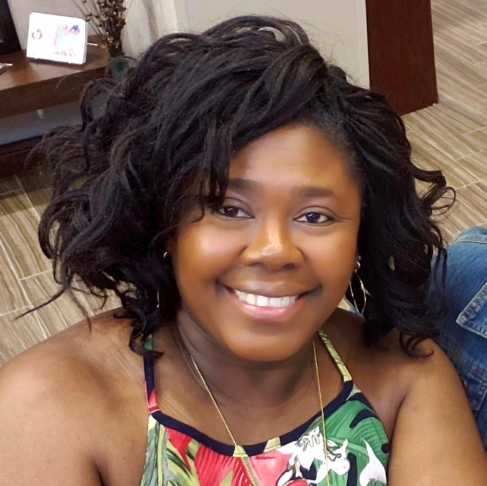 Meet your Posher, Chanta